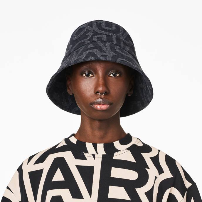 Marc Jacobs o chapéu de balde de monograma 8RF6392