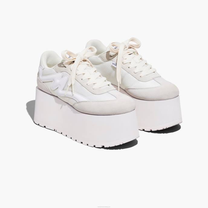 Marc Jacobs o corredor da plataforma 8RF6571